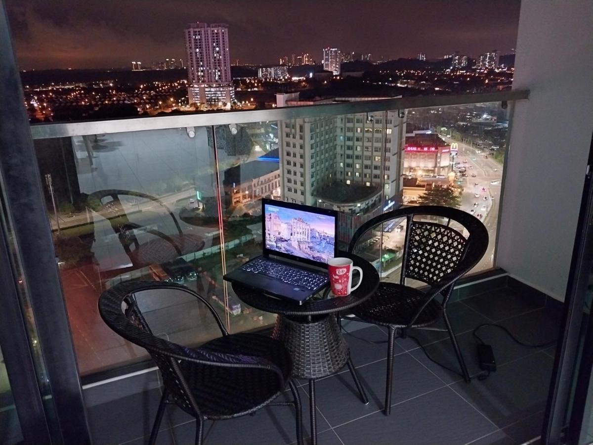 Yemala Suites At Skyloft - Johor Джохор-Бару Экстерьер фото
